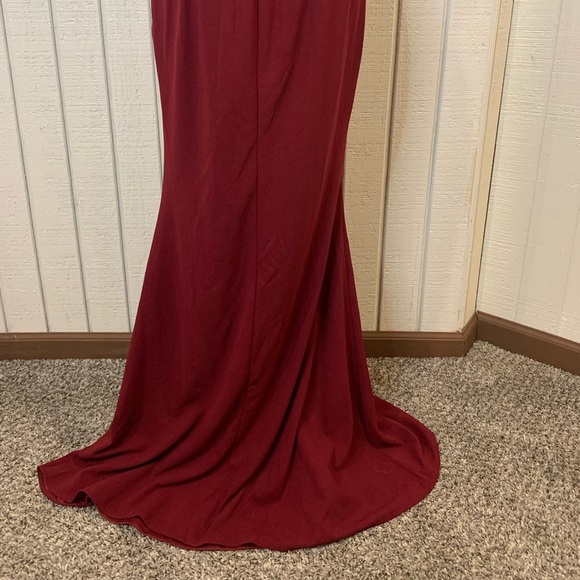 Lulu’s Mila Burgundy Ruffled Off The Shoulder Maxi Dress, size medium. NWT. - Picture 4 of 9